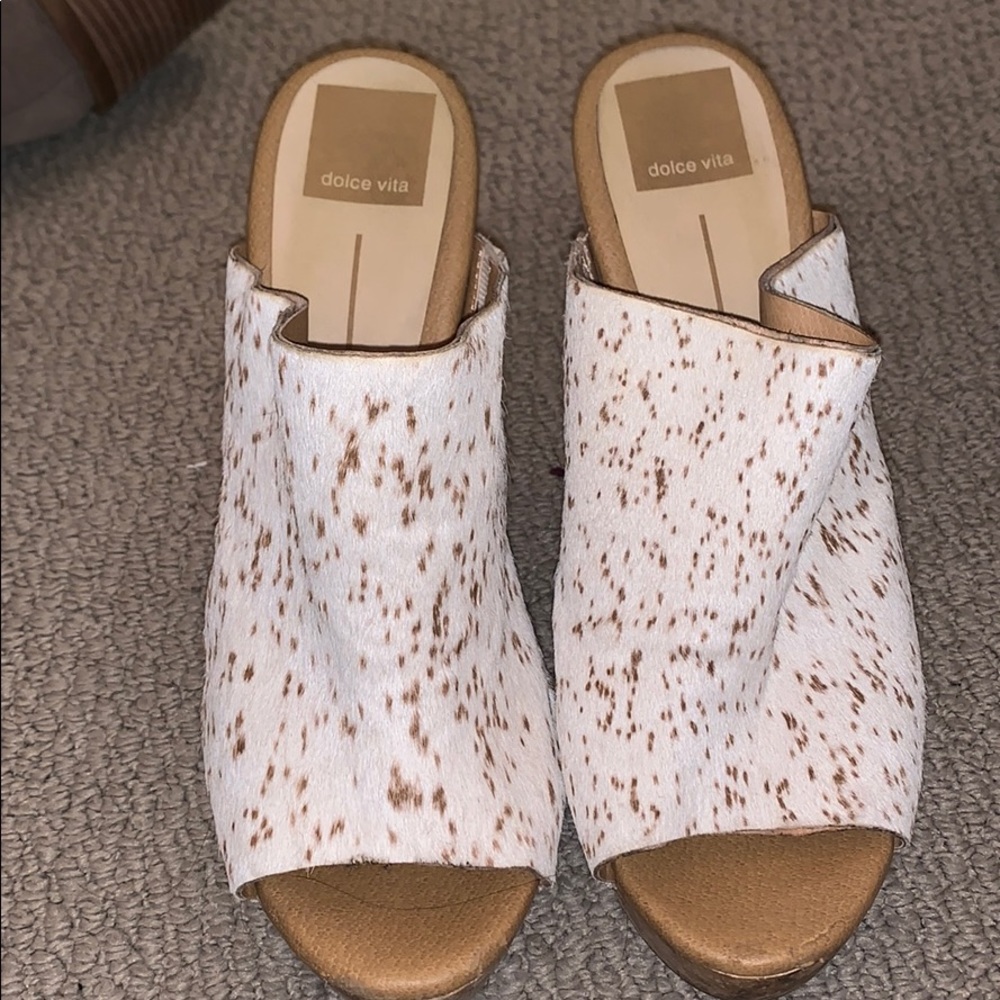 Dolce Vita Antelope printed wedges